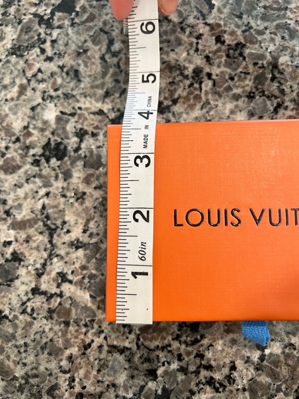 Lot of Louis Vuitton Paper Gift Bags, Boxes and Cards - Picture 9 of 16